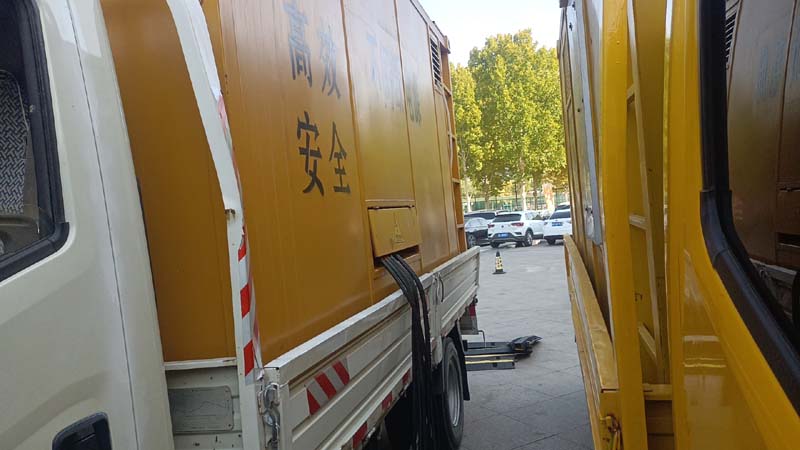 蜀山如何判断柴油发电机组和UPS电源的切换时间是否符合要求？